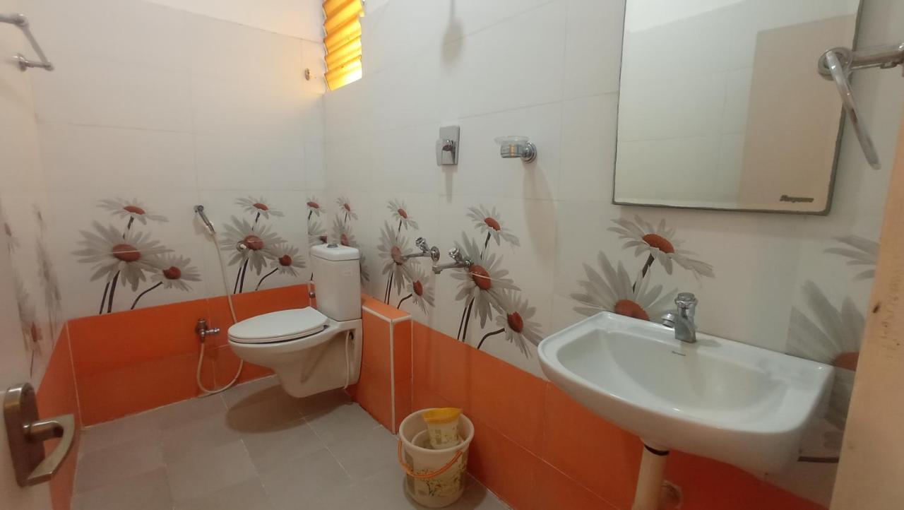 Amaran Hotels مادوراي الغرفة الصورة
